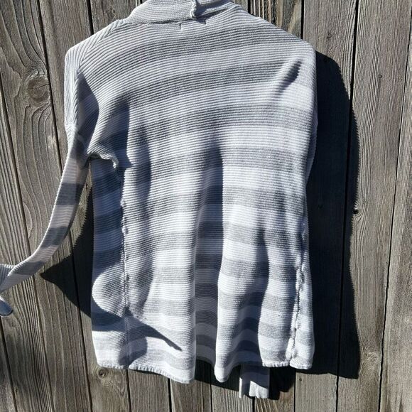 Express cardigan long sleeve waterfall sides size small petite - Picture 6 of 8